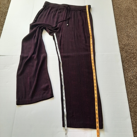 Norm Thompson Purple/Black Printed Wide-Leg Pull-On Rayon Pants Size L - Picture 8 of 9